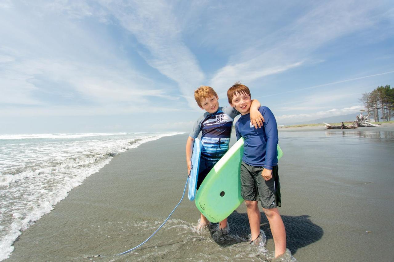 Carters Beach Top 10 Holiday Park Westport Extérieur photo